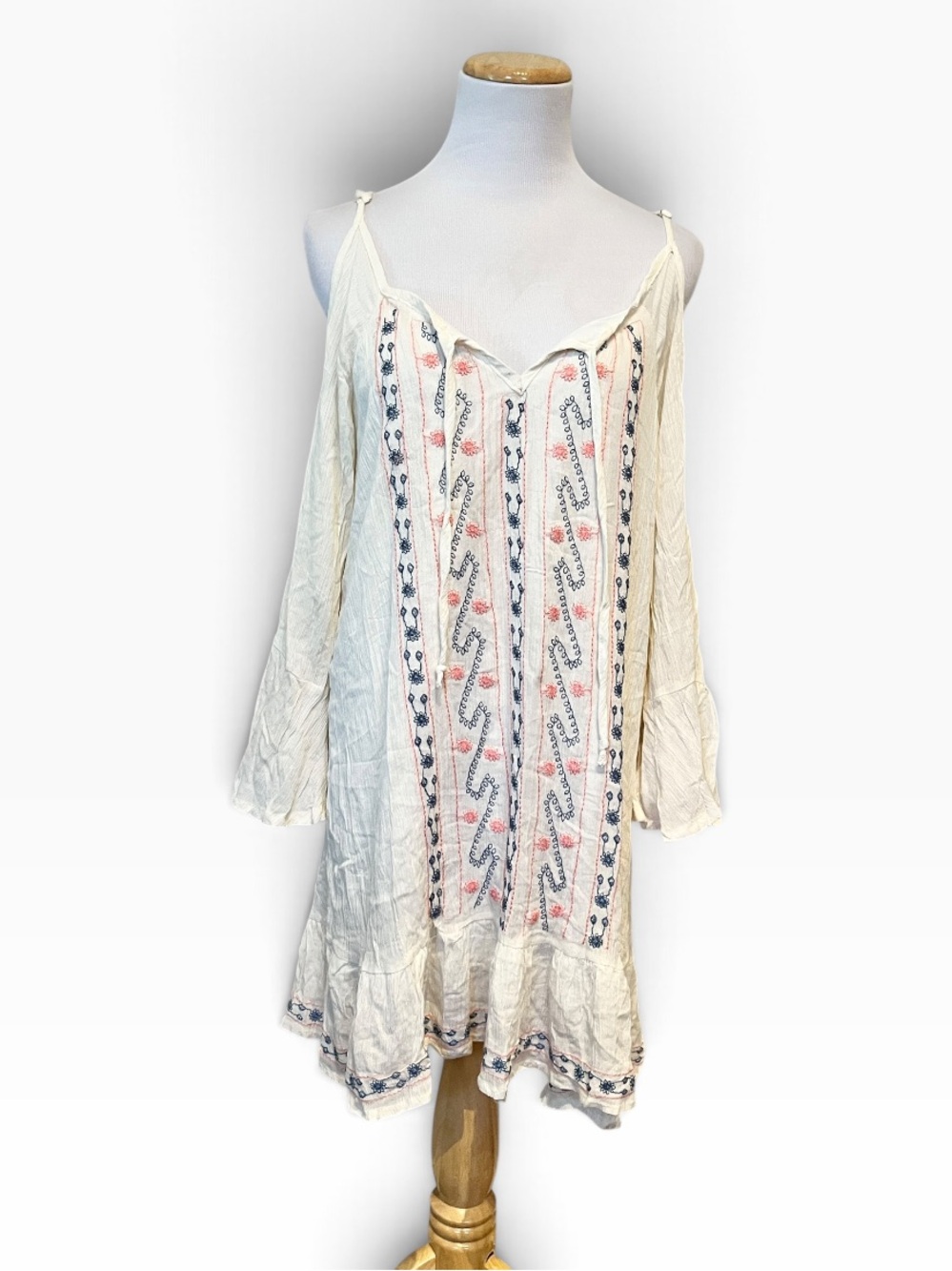 Sucrefas Women's Ivory Embroidered Cold Shoulder Long Sleeve Mini Dress Medium